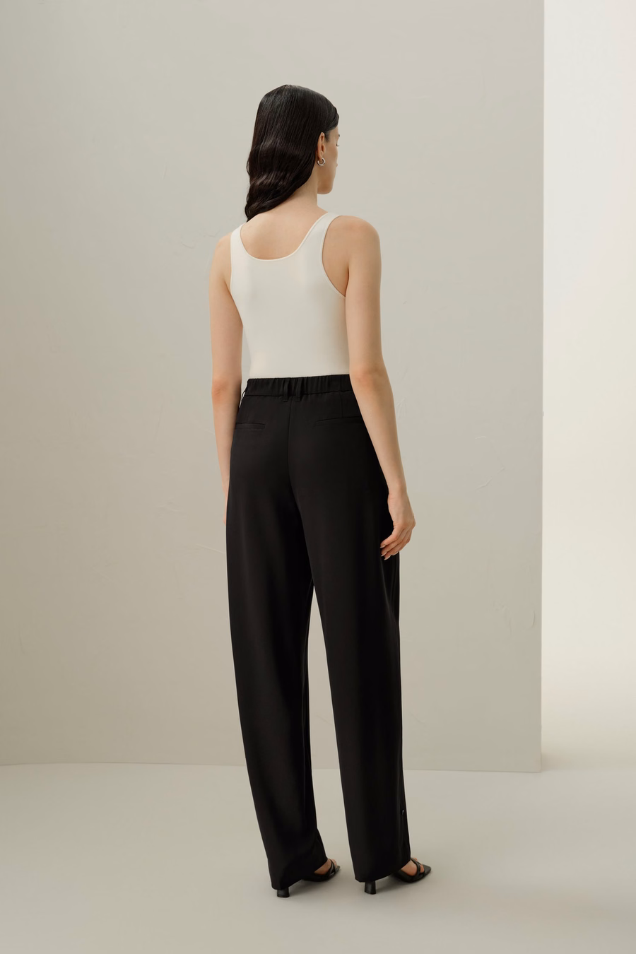 Curved Seam Silk Crepe Pants