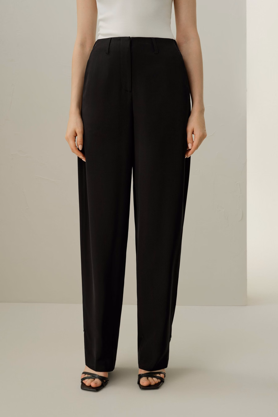 Curved Seam Silk Crepe Pants