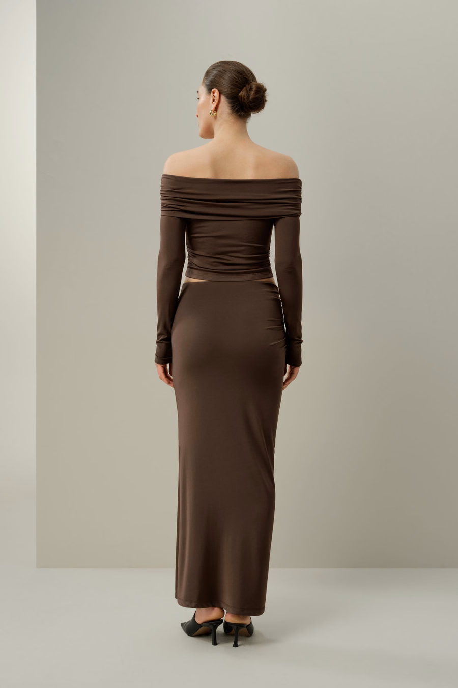 Silk Breeze Jersey Off-Shoulder Long Sleeve Top