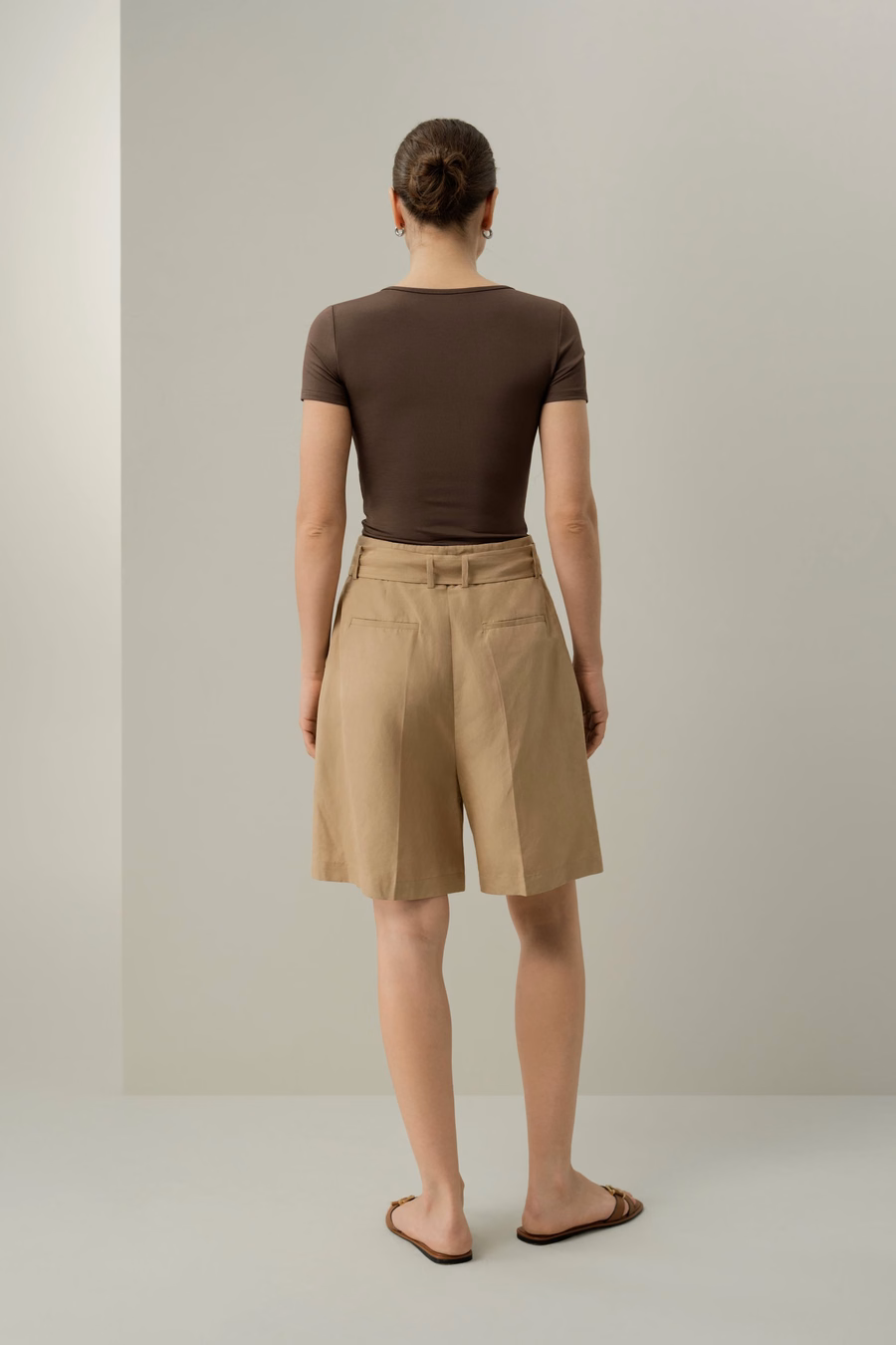 Silk Breeze Jersey V-neck Tee