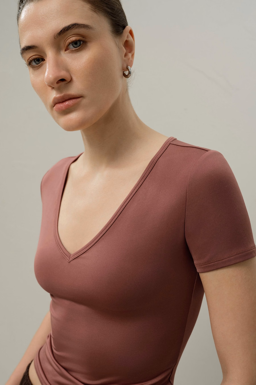 Silk Breeze Jersey V-neck Tee