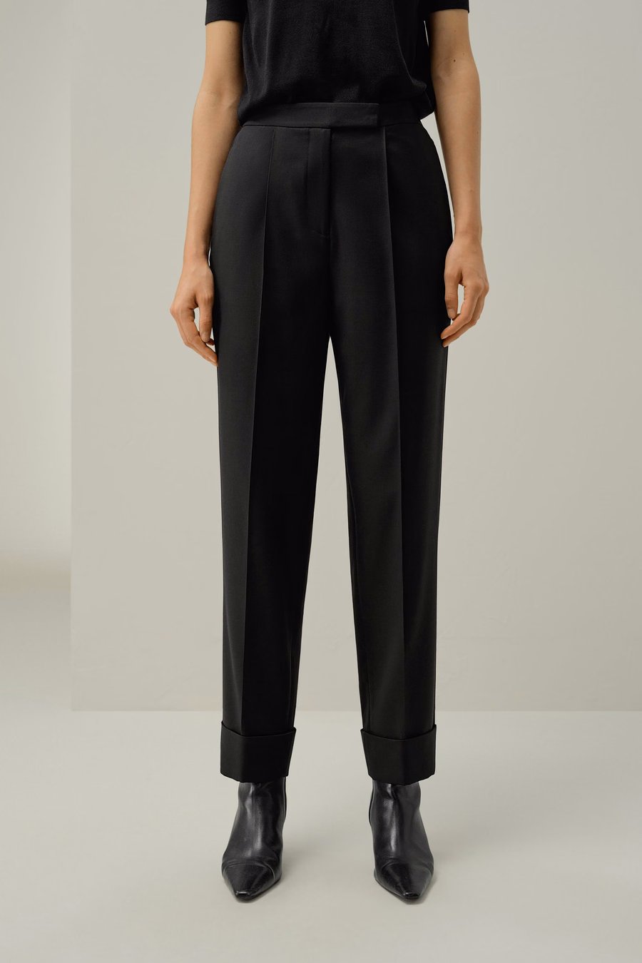 Front Pleated Silk-Wool Trousers