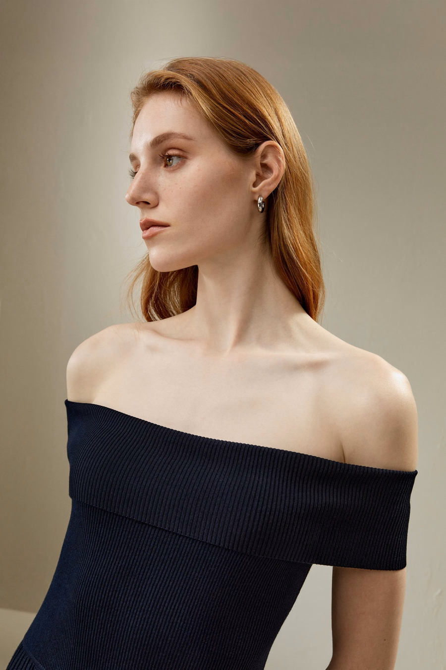 Off-Shoulder Hybrid Pleated Dress