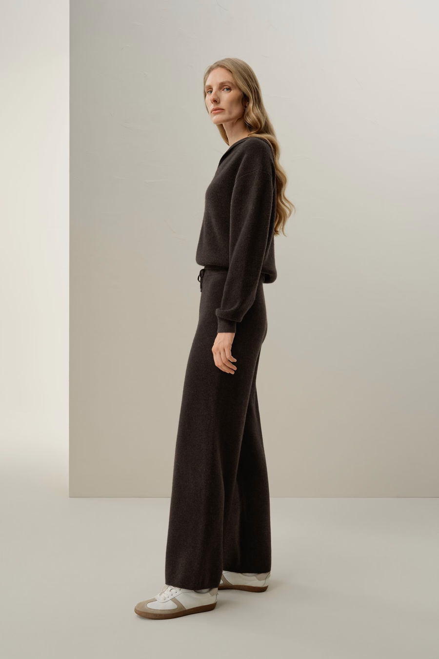 Royal Cashmere Ribbed Wide-Leg Pant