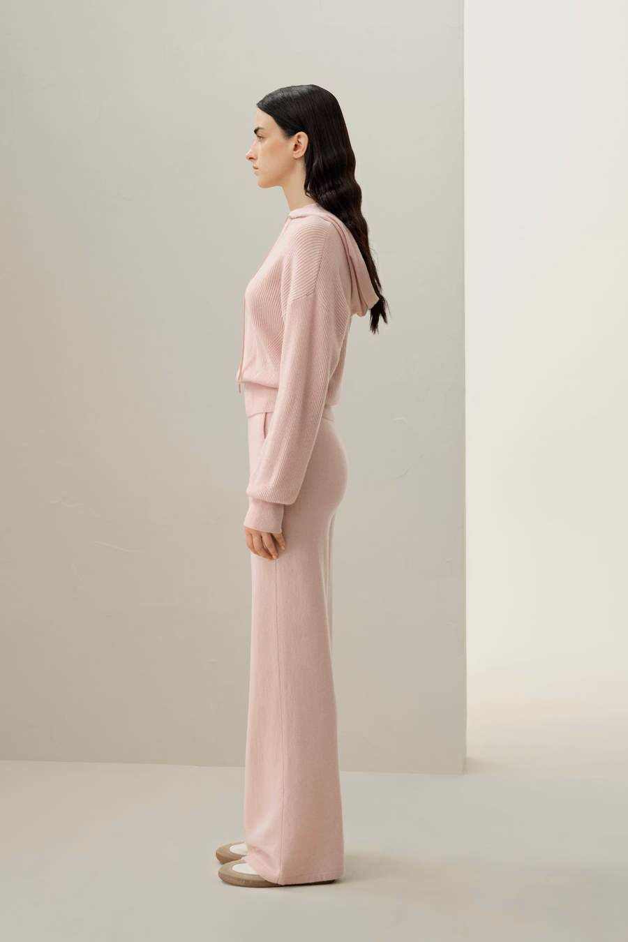 Eshe 2-in-1 Cashmere Detachable Hoodie