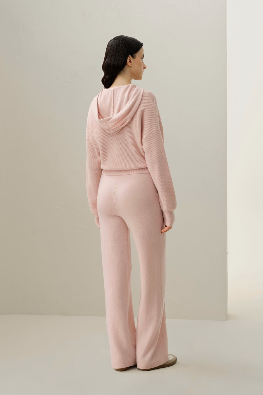 Eshe 2-in-1 Cashmere Detachable Hoodie