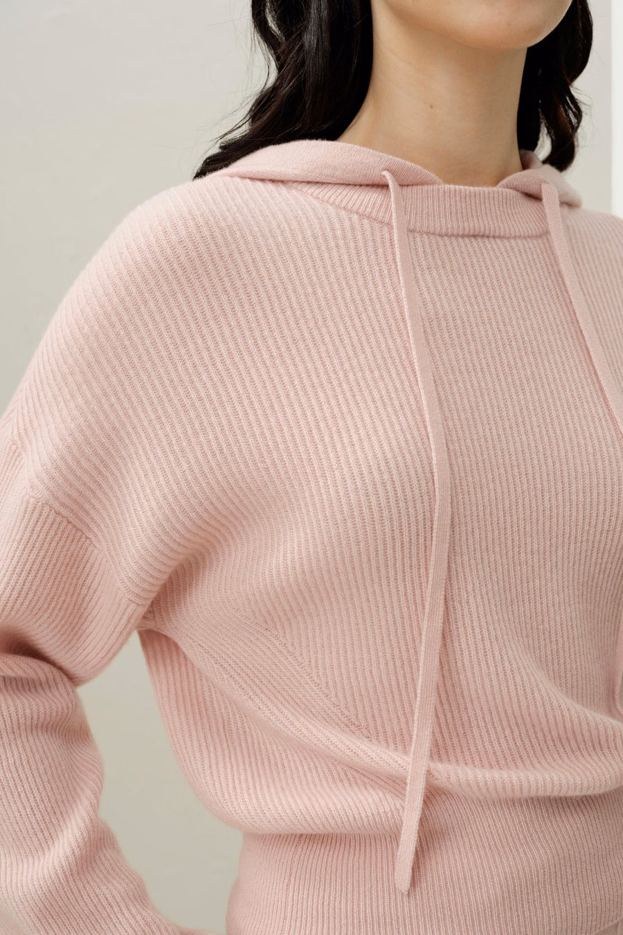 Eshe 2-in-1 Cashmere Detachable Hoodie