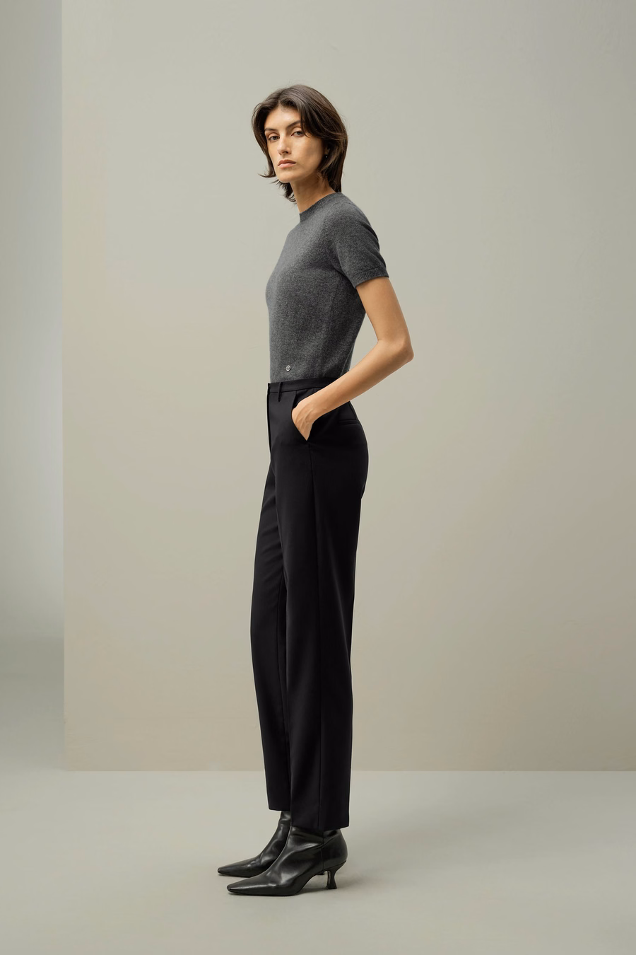 Cashmere Fitted Short Sleeve Top