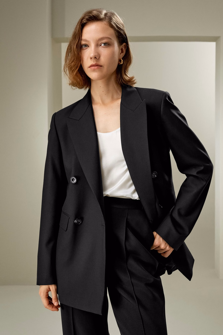 Modern Beauty Silk Wool Blazer