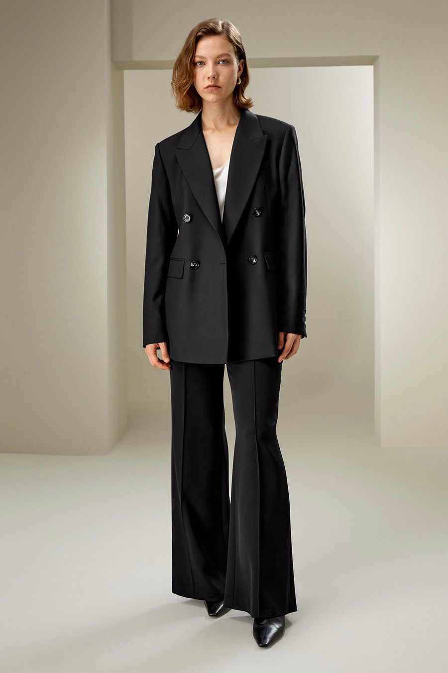 Modern Beauty Silk Wool Blazer