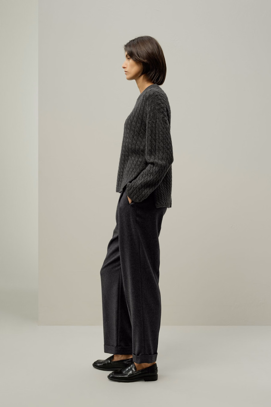 Round-Neck Cable-Knit Cashmere Sweater