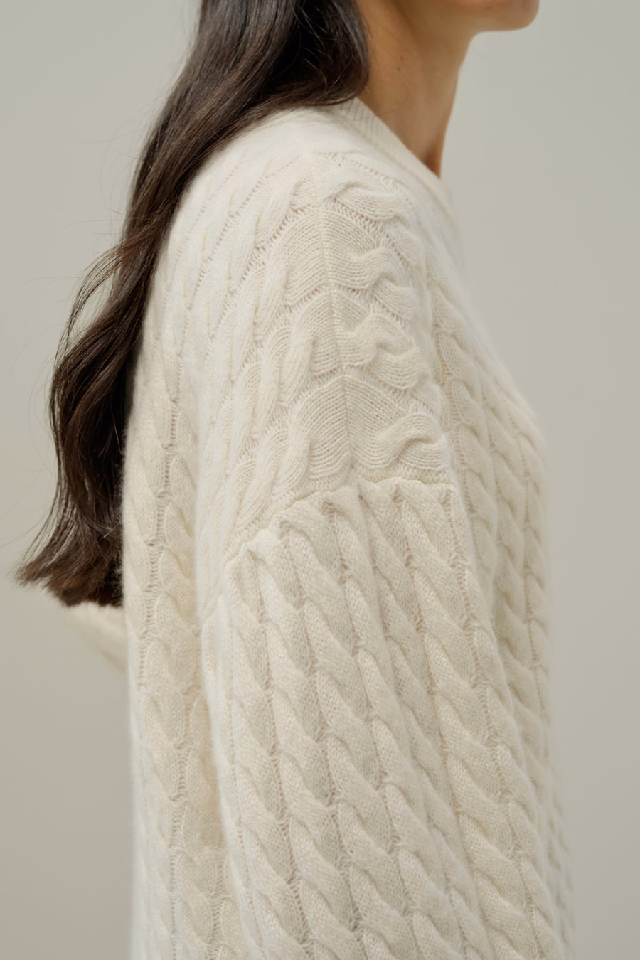 Round-Neck Cable-Knit Cashmere Sweater