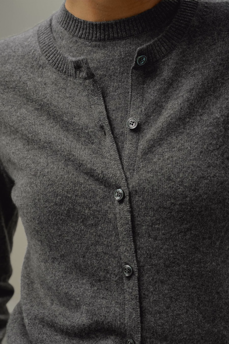 Cashmere Fitted Crew Neck Cardigan