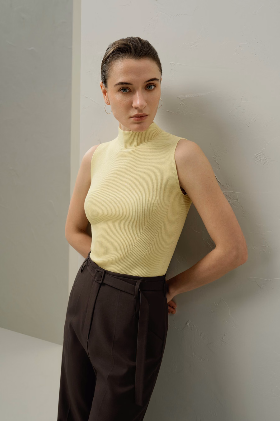 Seamless Knit Washable-Wool Vest