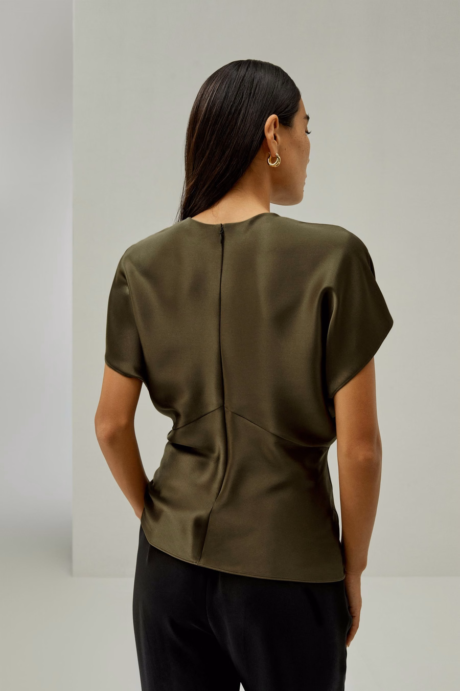Short Batwing Sleeve Silk Contour Top
