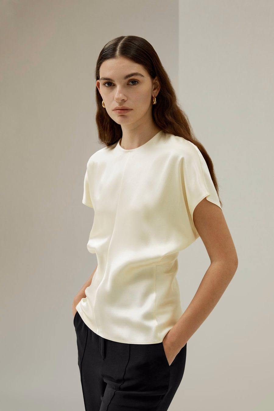 Short Batwing Sleeve Silk Contour Top