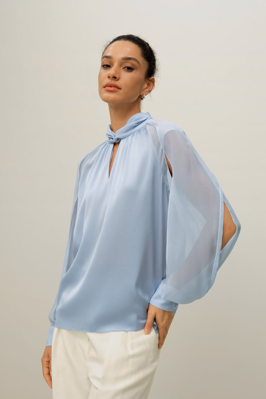 Side Slit Lantern Sleeve Blouse