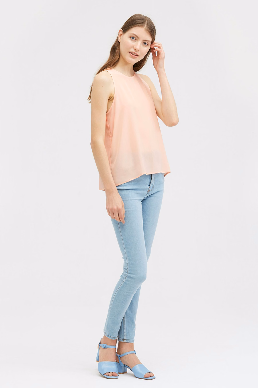 Round Neck Sleeveless Silk Camisole