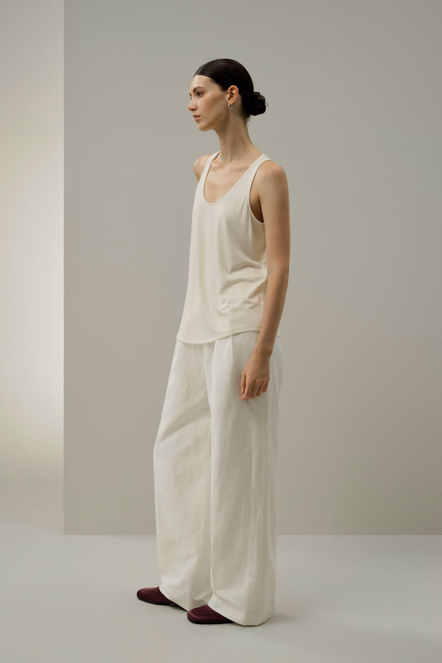 Silk Breeze Jersey Scoop Tank Top