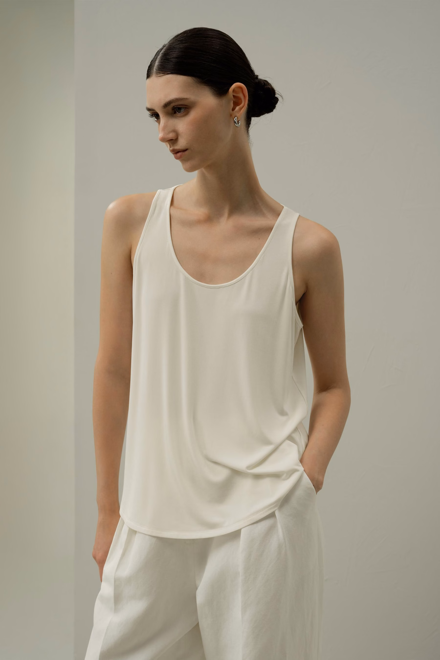 Silk Breeze Jersey Scoop Tank Top