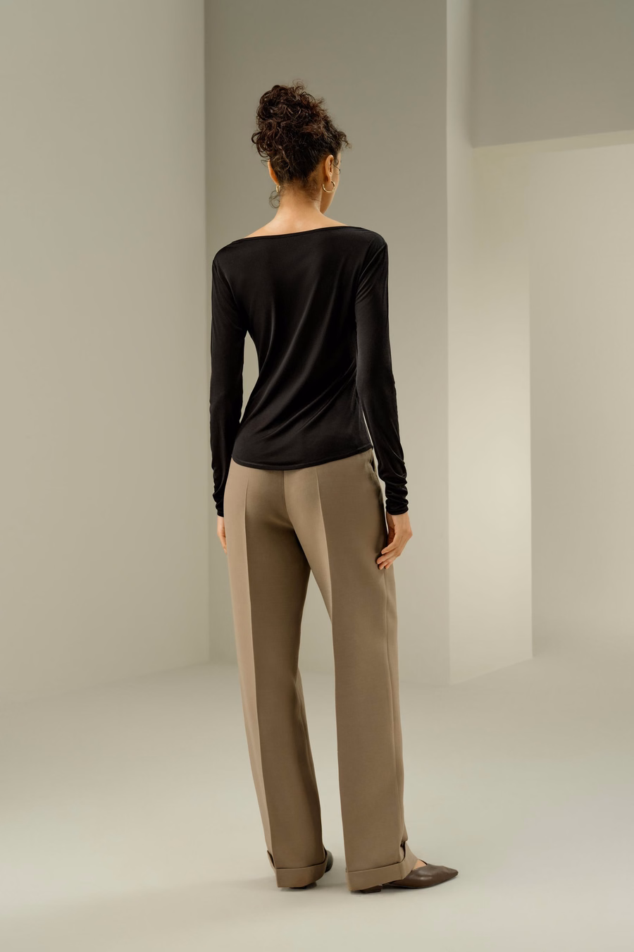 Scoop-Neck Pure Silk Slim Fit Top