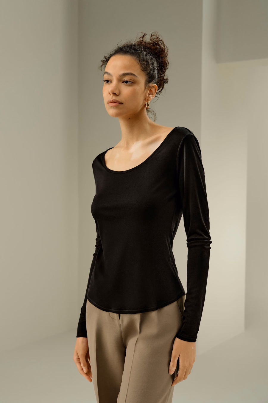 Scoop-Neck Pure Silk Slim Fit Top