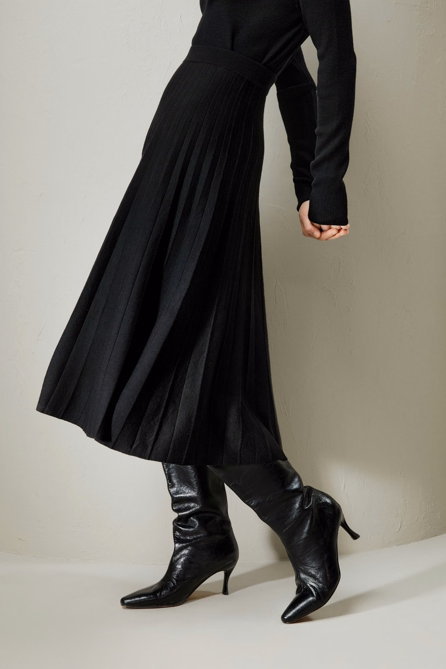 Collegiate Ultra-fine Merino Wool Skirt