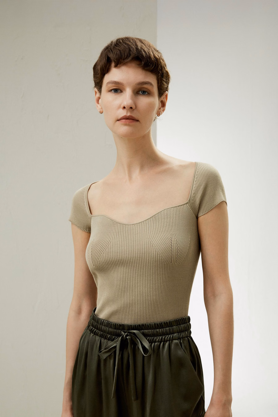 Sweetheart Neck Ribbed Silk Knit Top