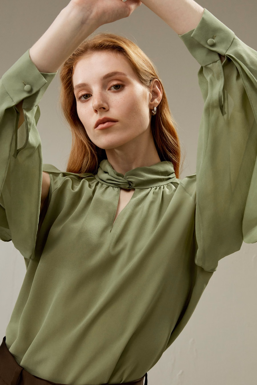 Side Slit Lantern Sleeve Blouse