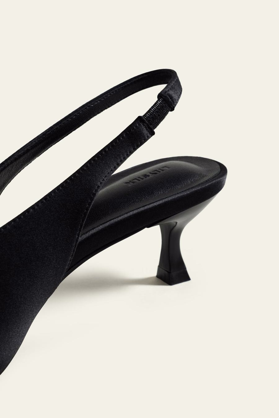 Silk charmeuse Pointed-Toe Slingback Heel