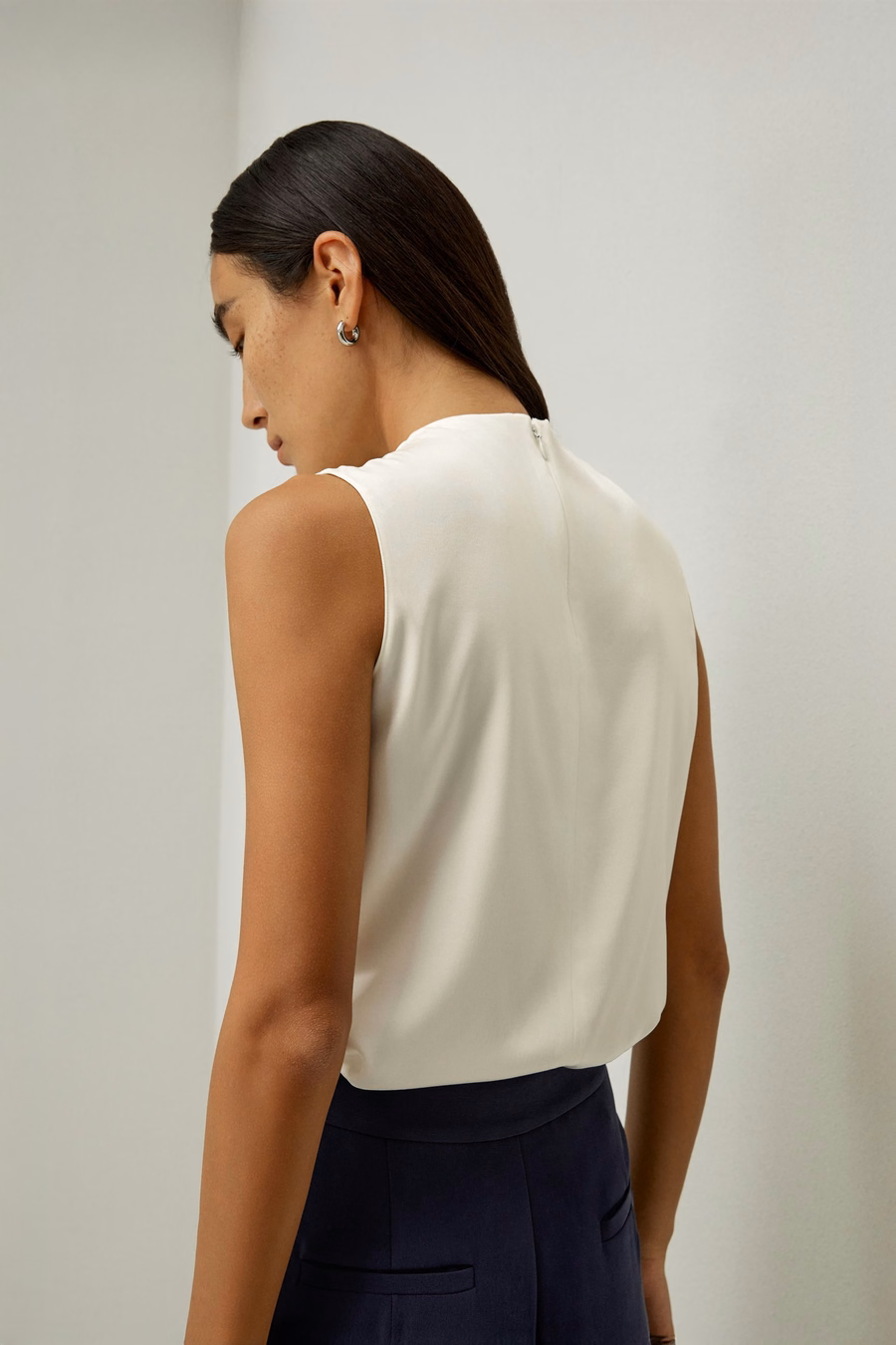 Sleeveless Minimalist Top