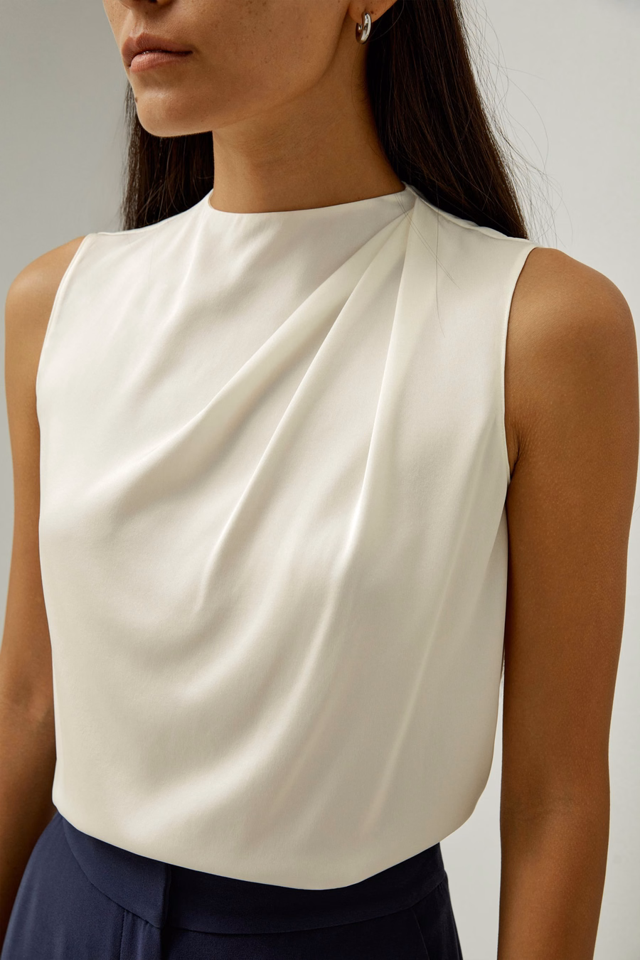 Sleeveless Minimalist Top