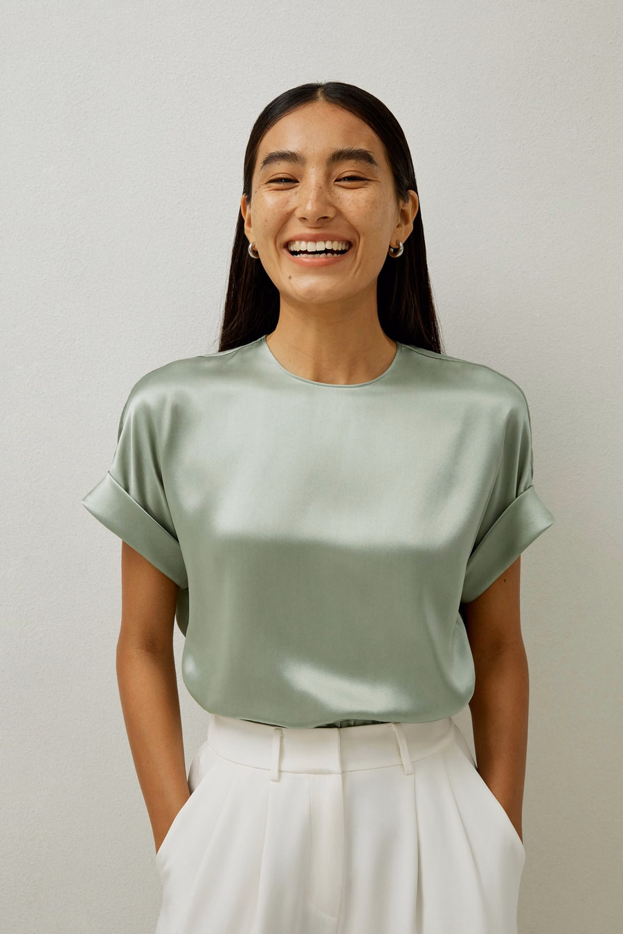 Obliuque Sleeves Round Neck Silk Tee