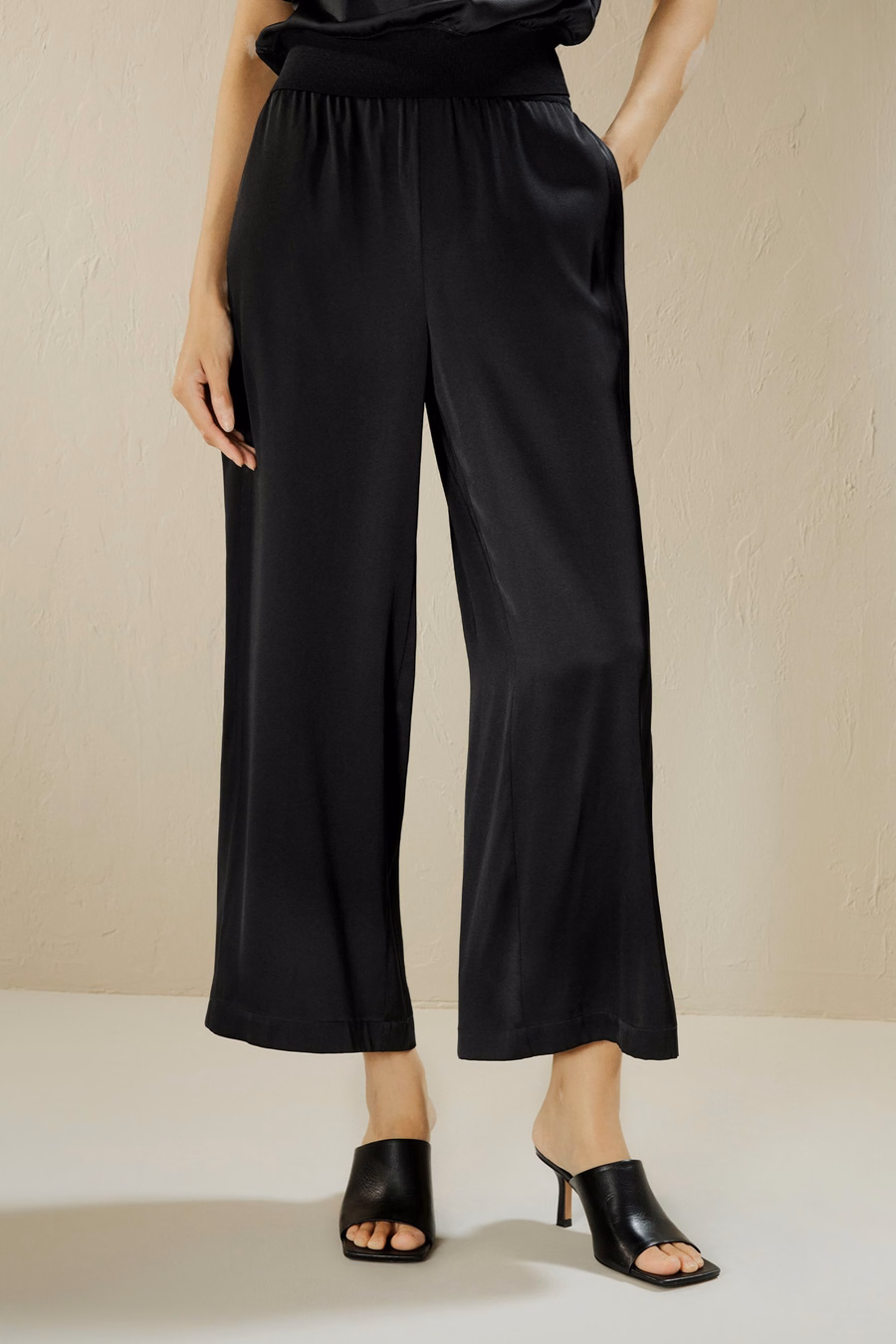 Wide leg cropped silk pants