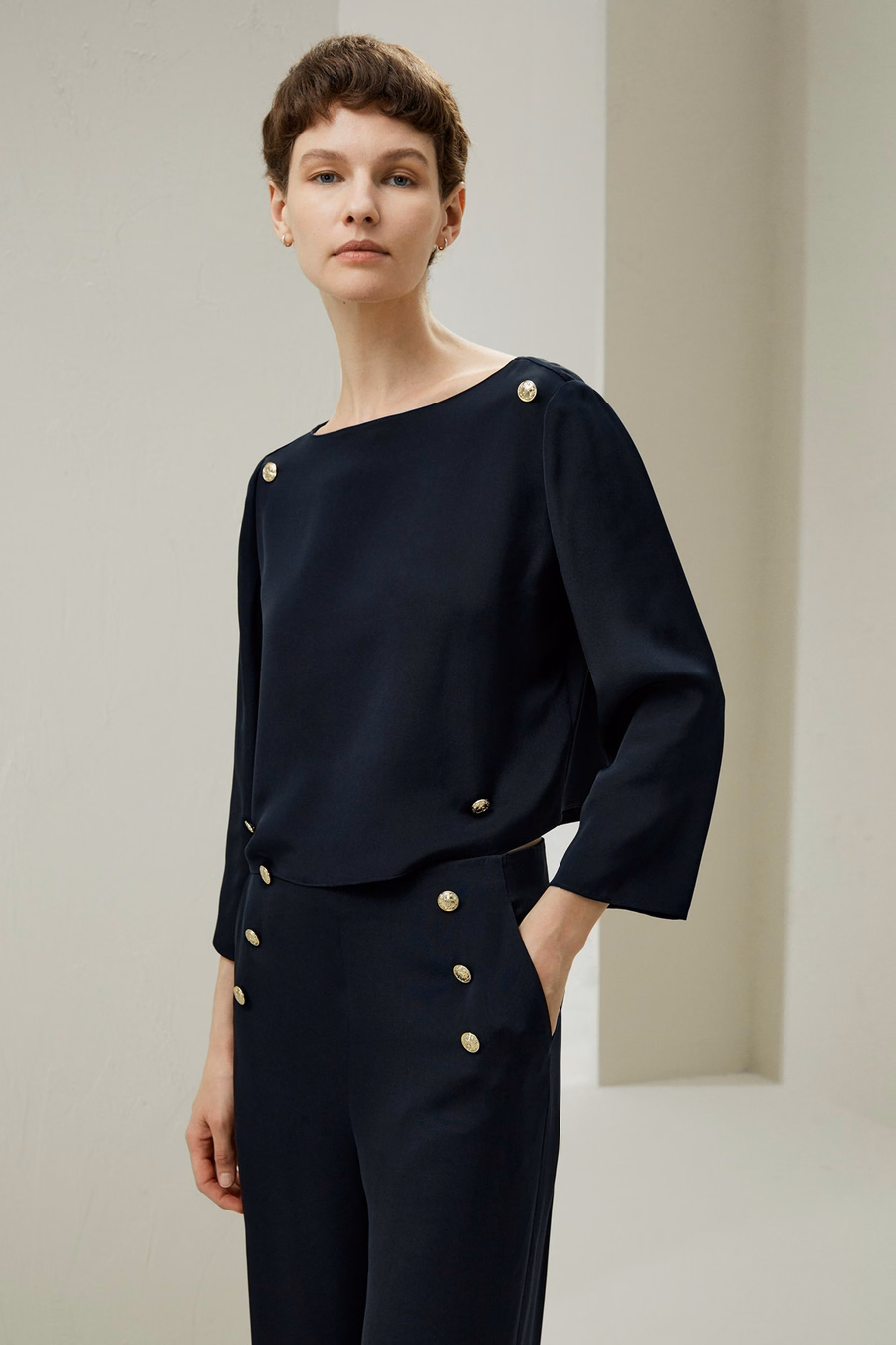 Dubrovnik 3/4 Sleeved Silk Top With Button Accents